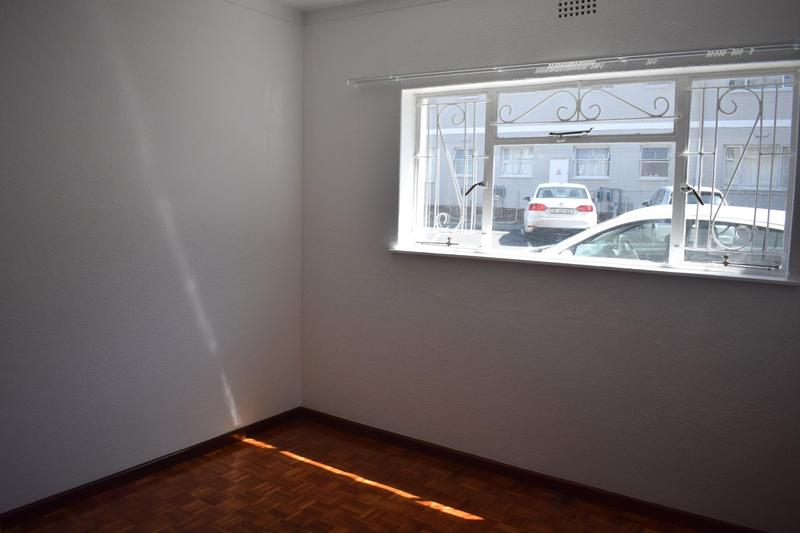 To Let 2 Bedroom Property for Rent in Wynberg Western Cape